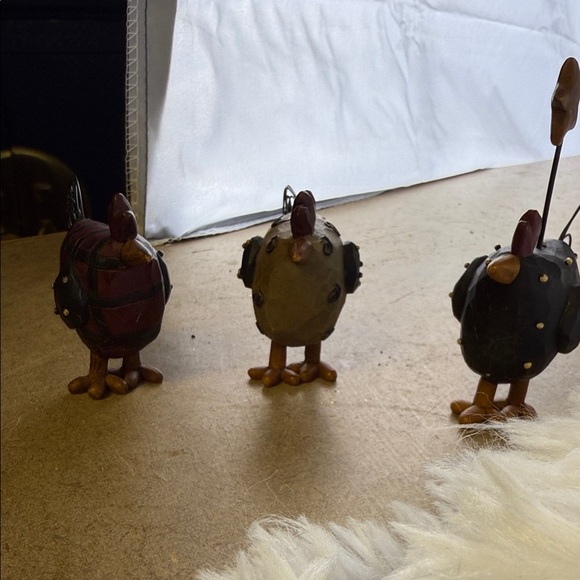 None Other - Set of Three Rustic Chicken Figurines T30